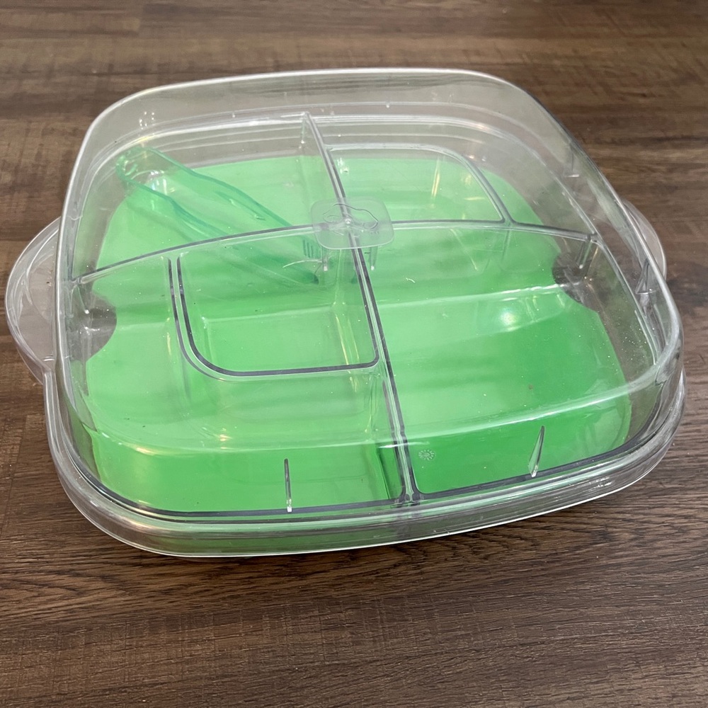 The Pampered Chef #2292 Cool and Serve Square Tray Set Deviled Eggs Hold…